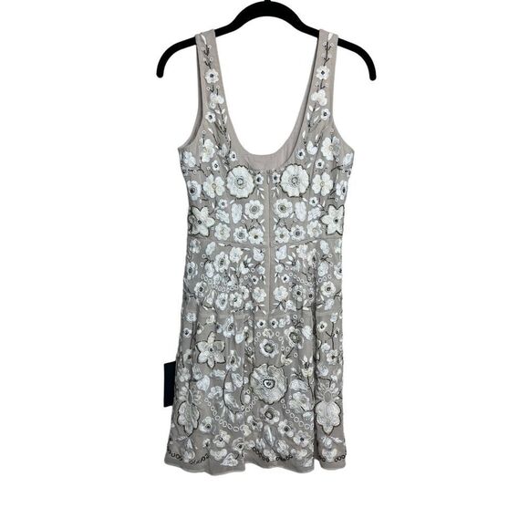 Needle & Thread Blossom Embroidered Dress NWT Sz. 4 - Picture 9 of 13